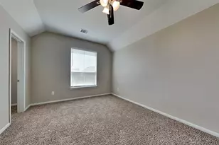 9961 Yearling Pl, Conroe, TX 77385 - Photo 18