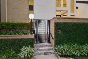 45 Briar Hollow, Houston, TX 77027 - Photo 2