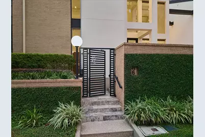 45 Briar Hollow #6, Houston, TX 77027 - Photo 2