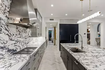 45 Briar Hollow #6, Houston, TX 77027 - Photo 14