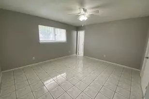 12730 Labelle Ln, Houston, TX 77015 - Photo 6
