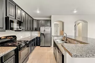 632 Kickapoo Ct, Webster, TX 77598 - Photo 10