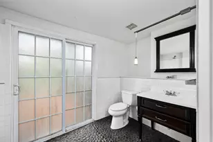1832 Lexington St, Houston, TX 77098 - Photo 14