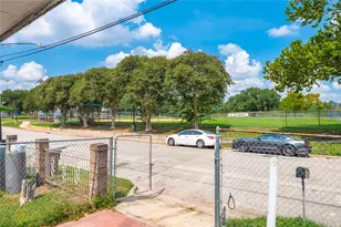 7120 Avenue Q, Houston, TX 77011 - Photo 8