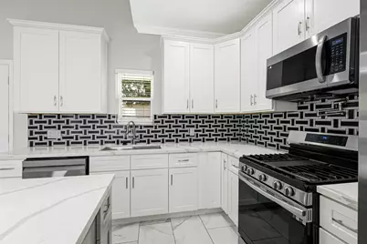 13041 Donegal Way, Houston, TX 77047 - Photo 8