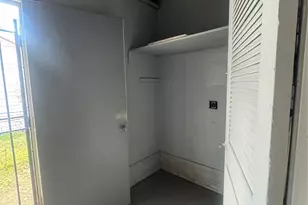 9113 Oak Knoll Ln, Houston, TX 77078 - Photo 22