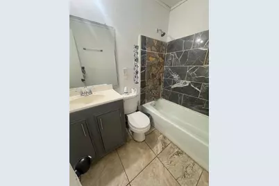 9113 Oak Knoll Lane, Houston, TX 77078 - Photo 18