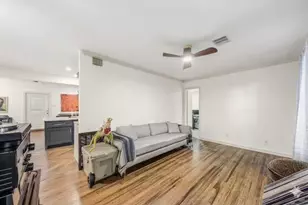 1913 Thonig Rd, Houston, TX 77055 - Photo 40