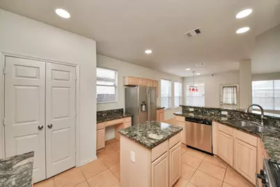 12207 Meadow Lane Court, Meadows Place, TX 77477 - Photo 14