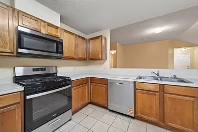 19538 Billineys Park Drive, Katy, TX 77449 - Photo 12