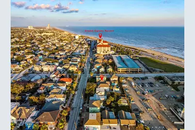 2207 Avenue P, Galveston, TX 77550 - Photo 42