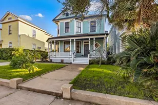 2207 Ave P, Galveston, TX 77550 - Photo 38