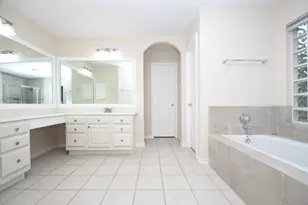 10430 Sanibel Falls Ct, Houston, TX 77095 - Photo 18