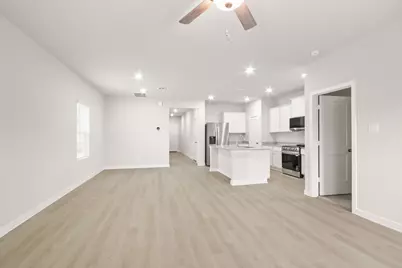 10714 Red Flagstone Drive, Conroe, TX 77306 - Photo 6