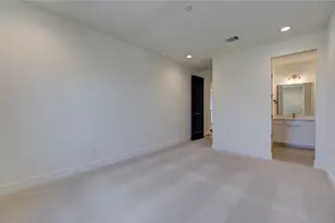 1502 Story St, Houston, TX 77055 - Photo 32