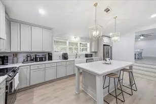 11565 Greenway Dr, Beaumont, TX 77705 - Photo 14