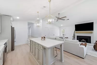 11565 Greenway Drive, Beaumont, TX 77705 - Photo 16