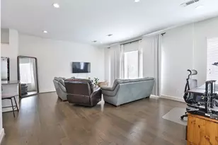 4811 Martin Oaks Ln, Houston, TX 77018 - Photo 8