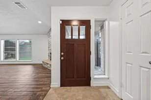 14222 Stokesmount Dr, Houston, TX 77077 - Photo 8
