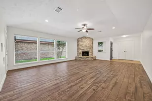14222 Stokesmount Dr, Houston, TX 77077 - Photo 12