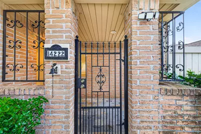 14222 Stokesmount Drive, Houston, TX 77077 - Photo 6