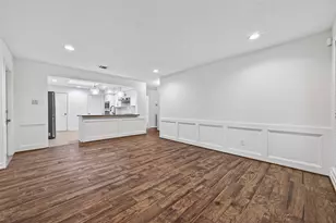 14222 Stokesmount Dr, Houston, TX 77077 - Photo 16