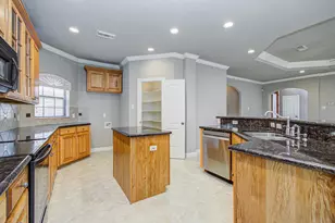 4806 Julia Ct, Pasadena, TX 77505 - Photo 16