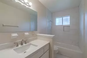 7614 Grape St, Houston, TX 77074 - Photo 12