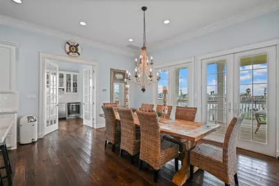 1243 Pilot Lane, Galveston, TX 77554 - Photo 12