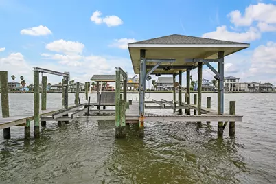 1243 Pilot Lane, Galveston, TX 77554 - Photo 46