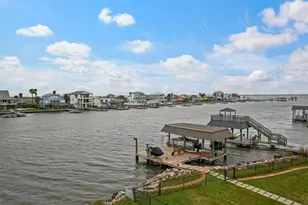 1243 Pilot Ln, Galveston, TX 77554 - Photo 36