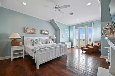 1243 Pilot Lane, Galveston, TX 77554 - Photo 26