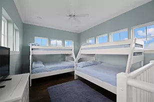 1243 Pilot Ln, Galveston, TX 77554 - Photo 32