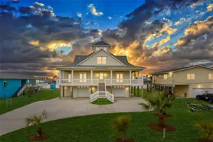 1243 Pilot Ln, Galveston, TX 77554 - Photo 1