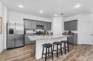 19180 Cedar Lennox Cir, Magnolia, TX 77355 - Photo 8