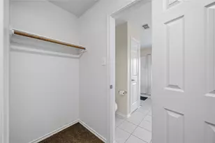 2951 Hackamore Hollow Ln, Houston, TX 77014 - Photo 18