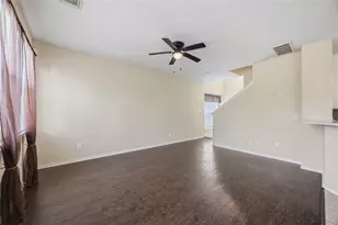 2951 Hackamore Hollow Ln, Houston, TX 77014 - Photo 6