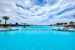 2601 Village Azalea Dr, Texas City, TX 77568 - Photo 26