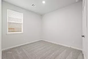 2601 Village Azalea Dr, Texas City, TX 77568 - Photo 8