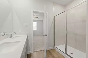 2601 Village Azalea Dr, Texas City, TX 77568 - Photo 18