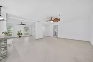 5731 Willowbend Blvd, Houston, TX 77096 - Photo 14
