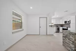 5731 Willowbend Blvd, Houston, TX 77096 - Photo 18