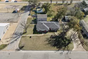 1106 5th St, Hempstead, TX 77445 - Photo 46