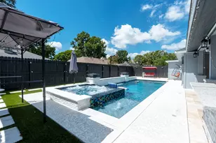 20007 Jasperwood Cir, Katy, TX 77449 - Photo 2