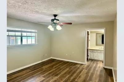 103 Wroxton, Conroe, TX 77304 - Photo 14