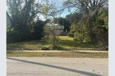 308 Lake Road, La Marque, TX 77568 - Photo 1