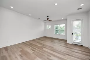 3313 Daphne St, Houston, TX 77021 - Photo 16