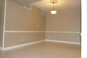 2100 Tanglewilde St, Houston, TX 77063 - Photo 8