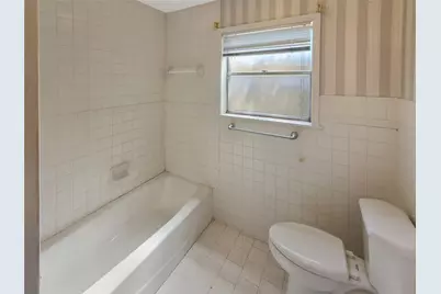 10806 Inwood Drive, Houston, TX 77042 - Photo 22