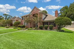 4003 Haven Pines Dr, Kingwood, TX 77345 - Photo 2